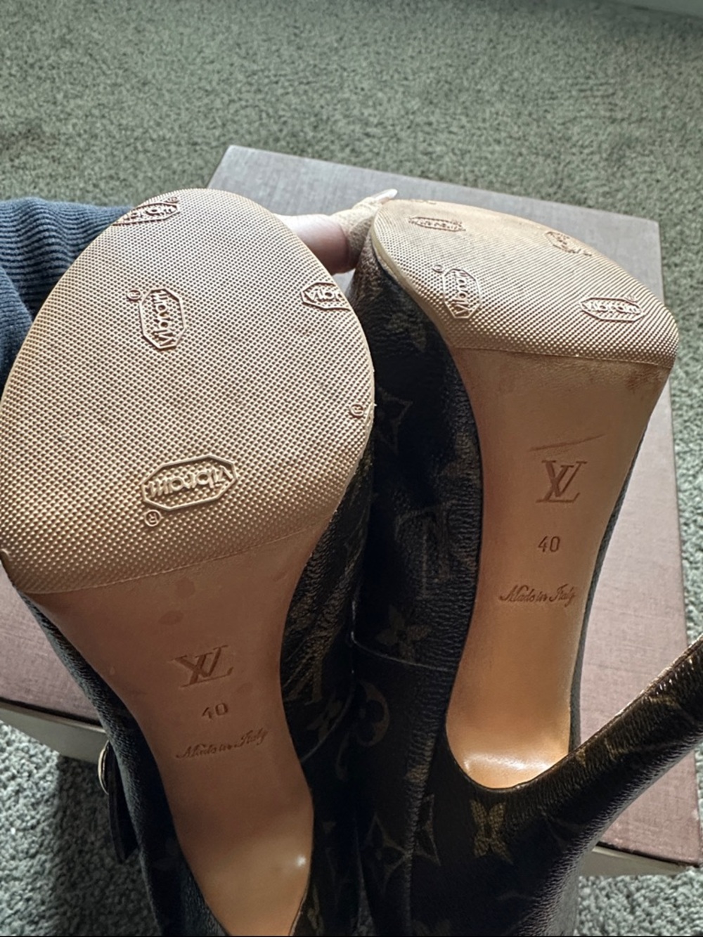 RARE! Authentic Louis Vuitton Ritual Fetish Monogram Canvas Peep Toe Pumps 40 - Picture 13 of 16